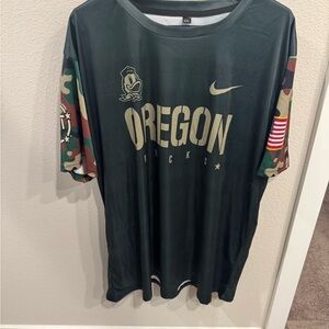 Nike Oregon Ducks Camo Sleeve Tee
